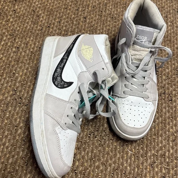 Nike Air Force one high top shoes - Picture 2 of 5